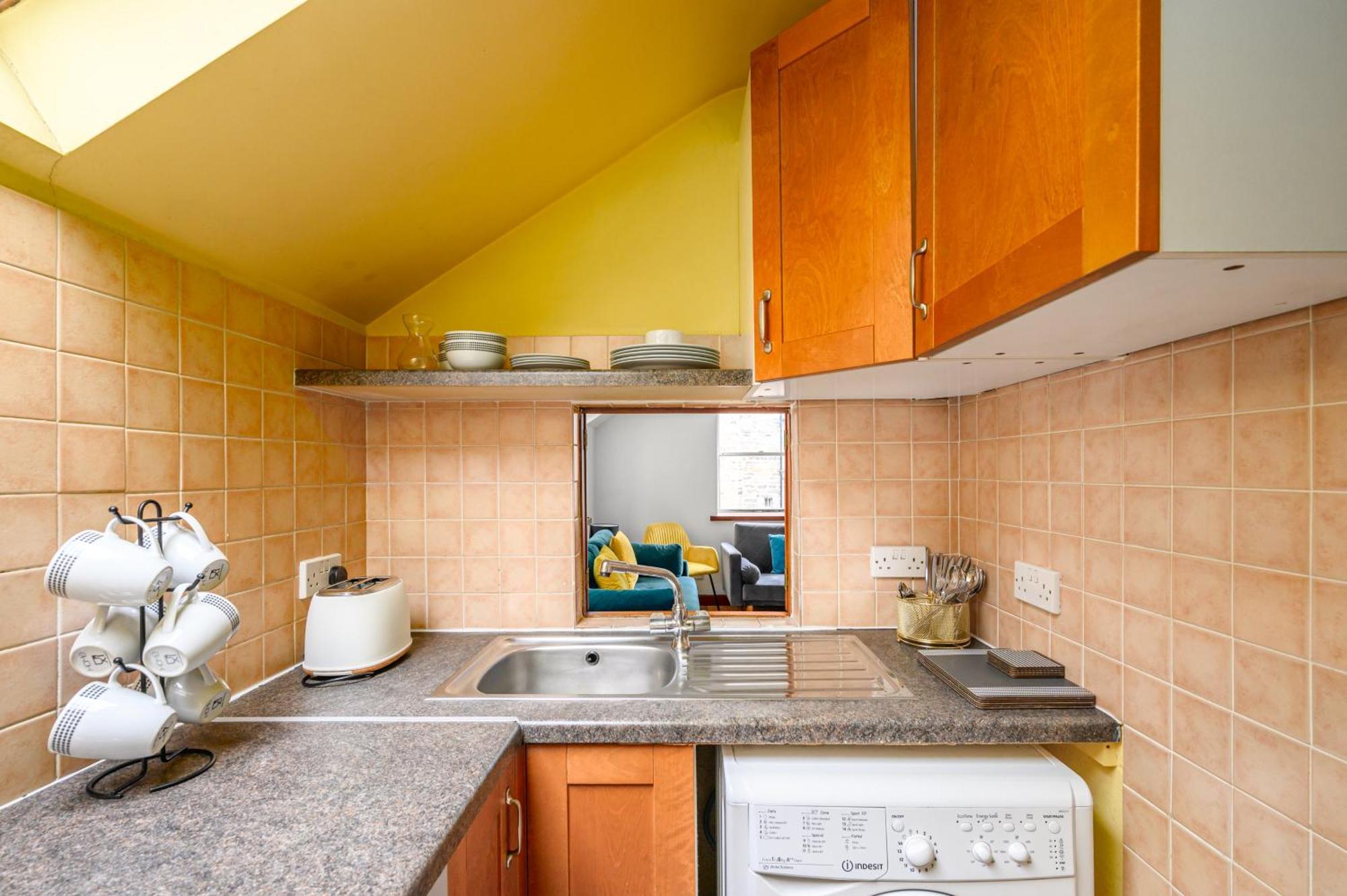 Bright - Central - Sleeps 10 EDI Eksteriør billede